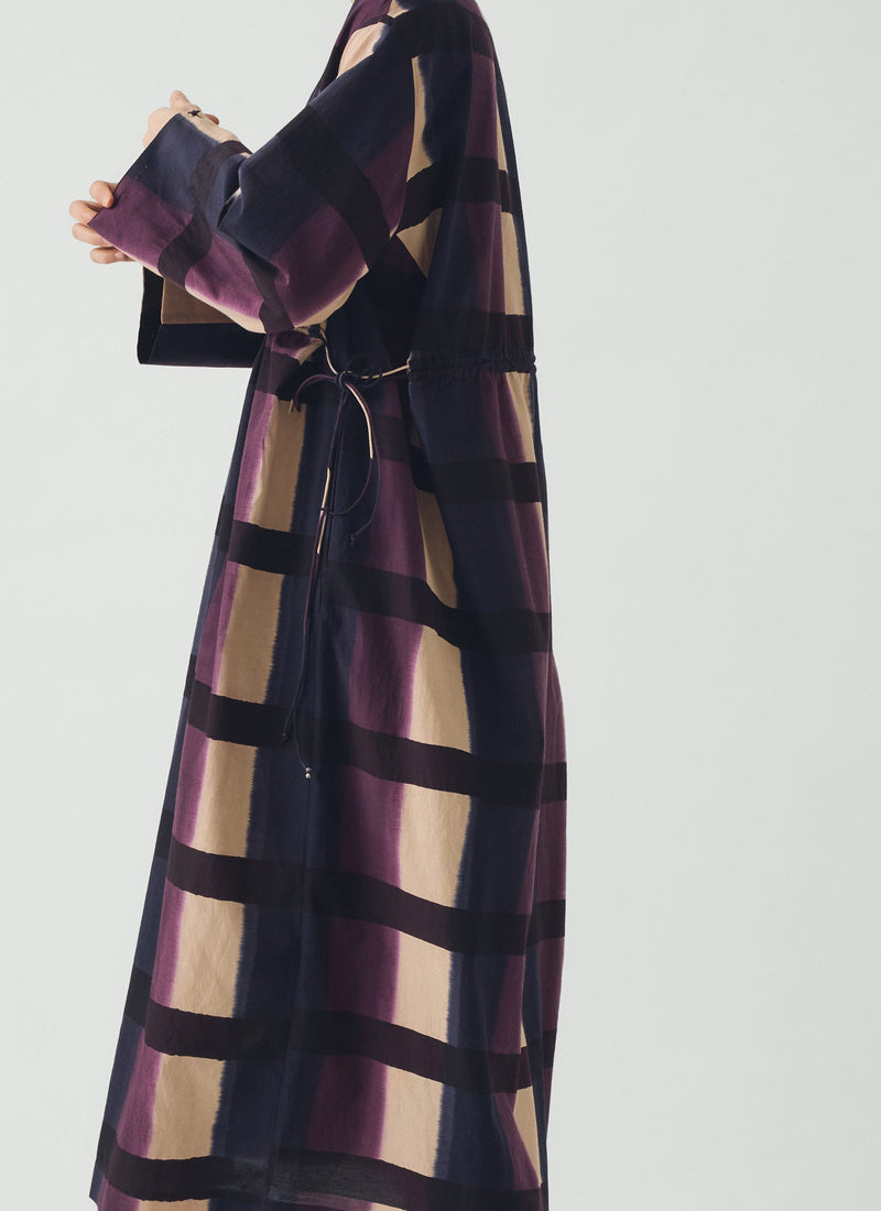 toa silk dressing New & Lingwood Fuchsia & Turquoise Peacock Unlined Silk Dressing Gown
