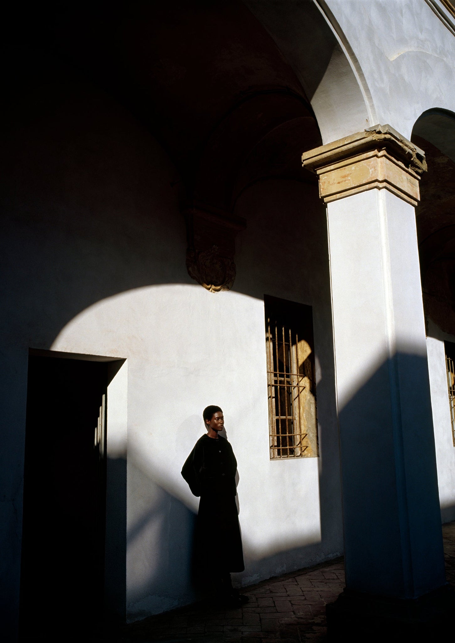 Round Neck Cotton Velvet Jacket | Black