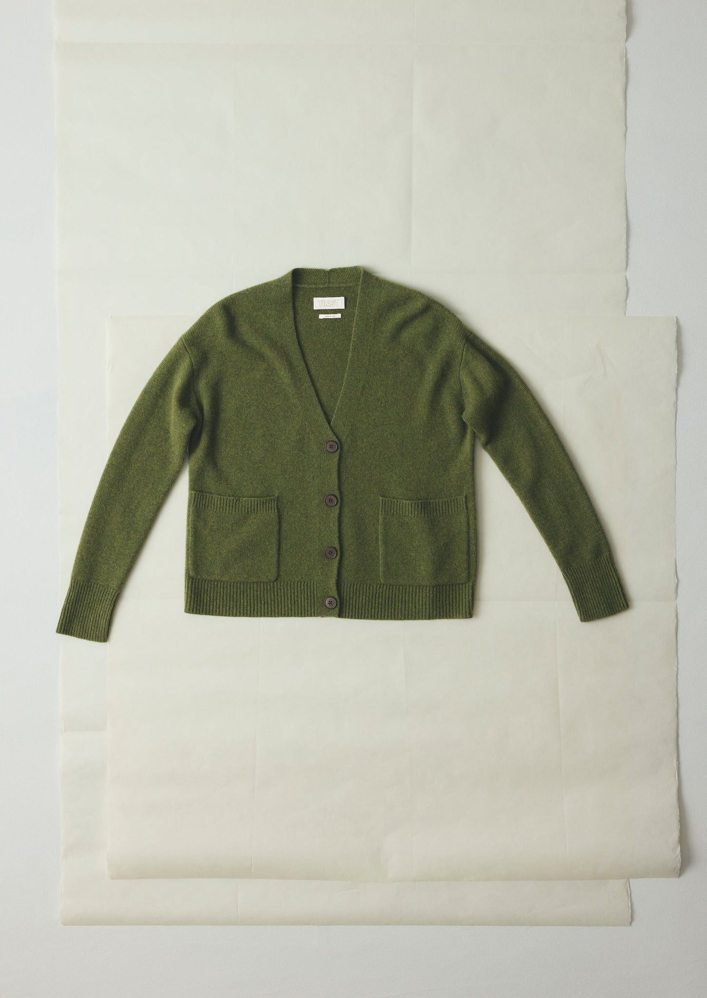 Ffion Wool Cashmere Boxy Cardigan | Lawn Green