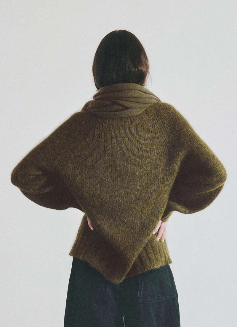 Lofty Alpaca High Neck Sweater | Olive