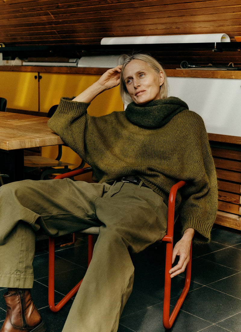 Mohair Wool Blend Rounded Sweater | Golden Olive