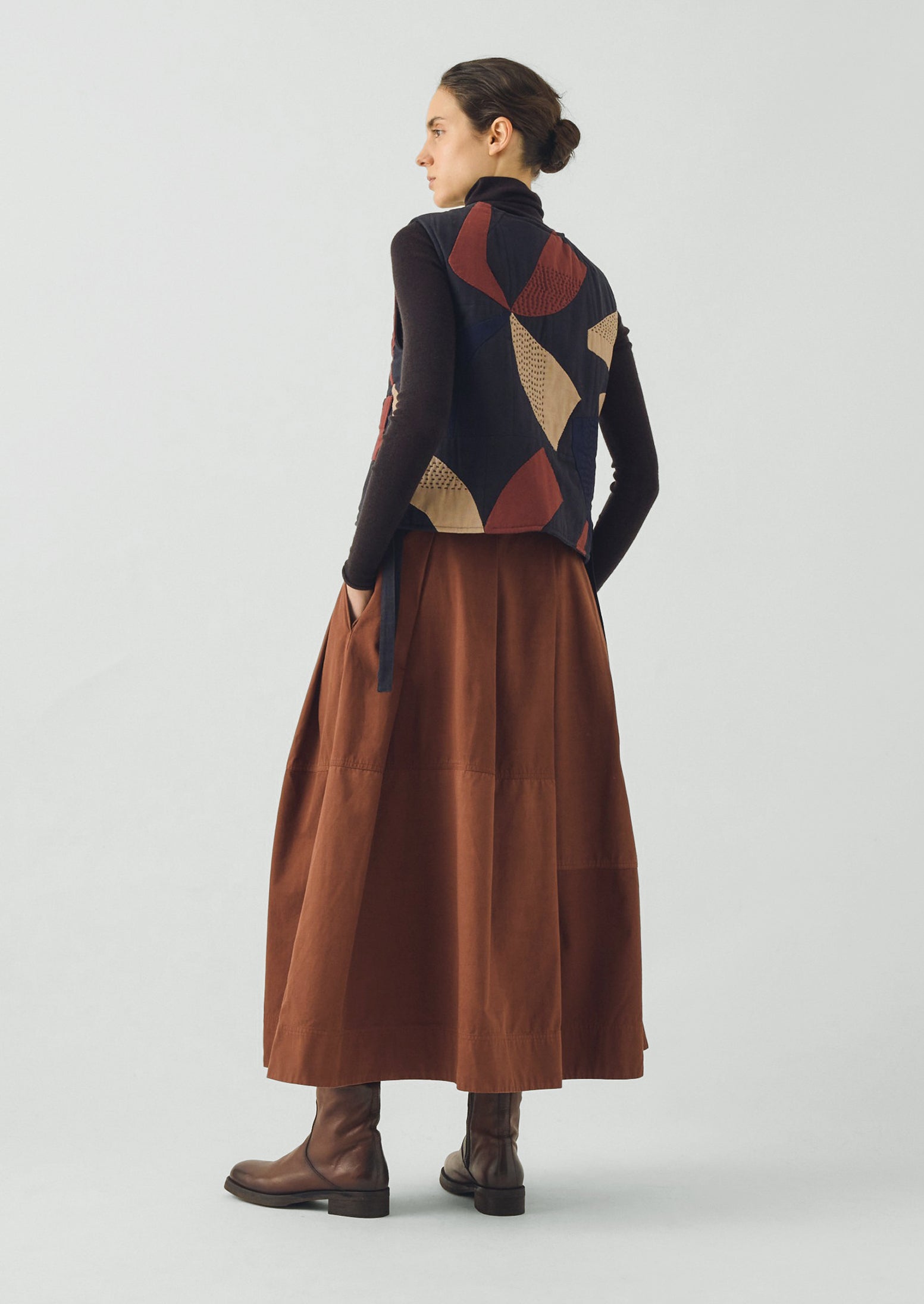 Slanted Pleat Cotton Skirt | Brick | TOAST
