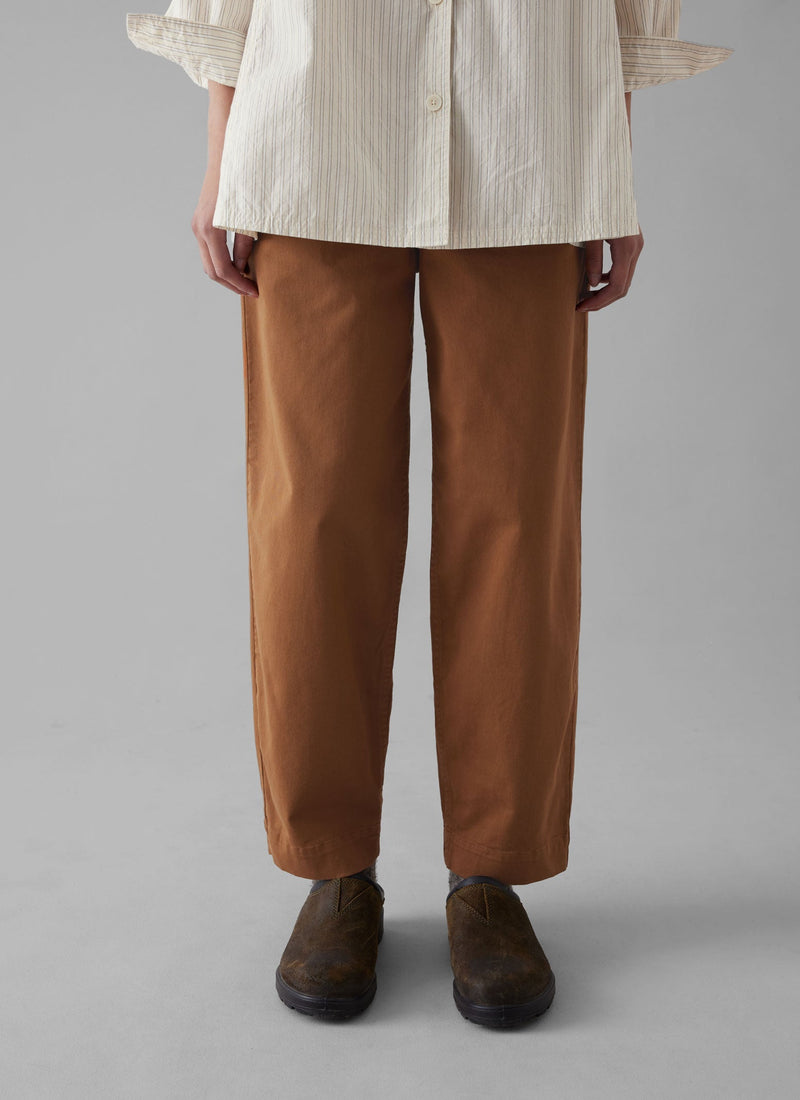 Darted Cotton Twill Pants | Russet