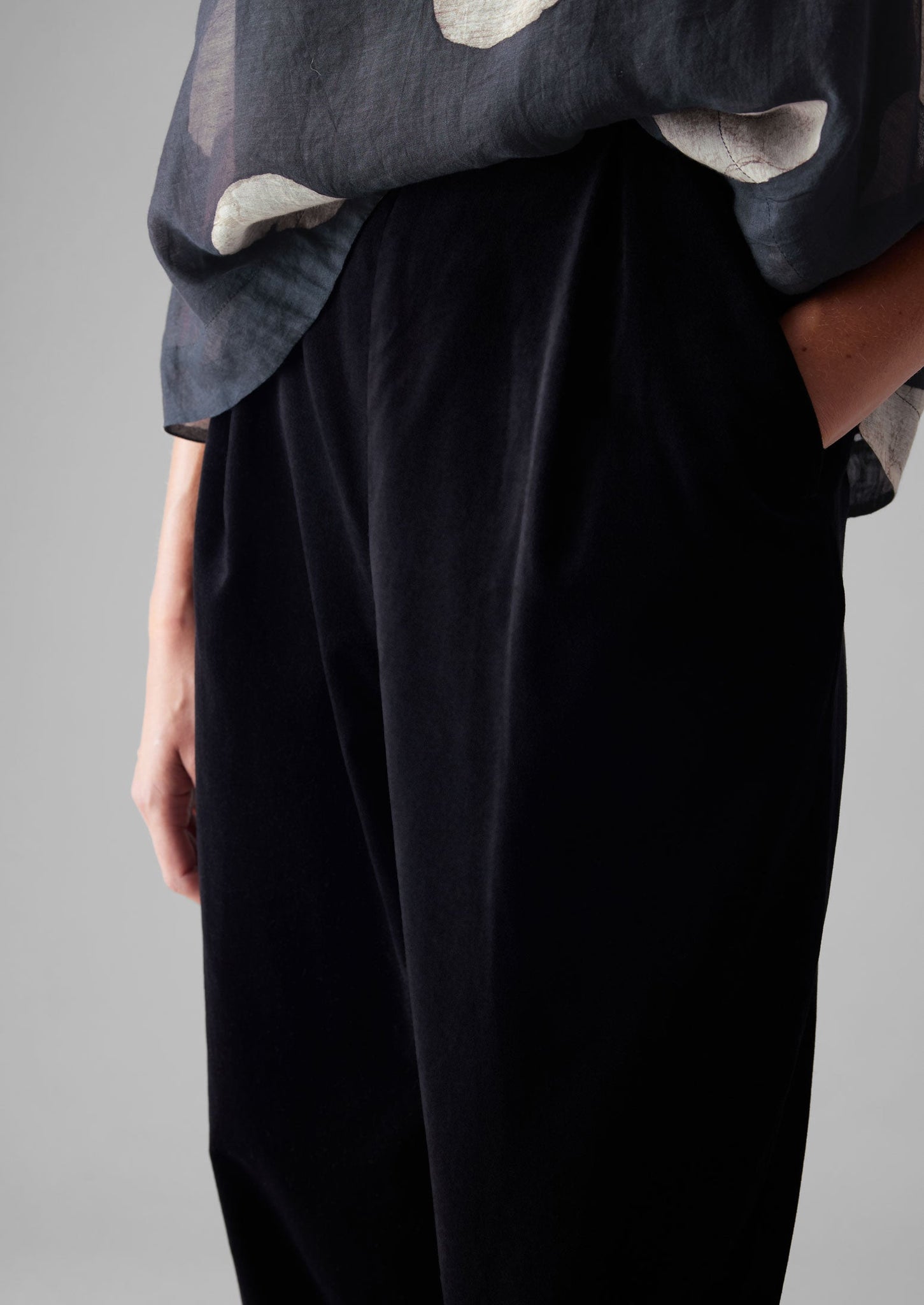 Cotton Velvet Pleat Front Pants | Brown Slate