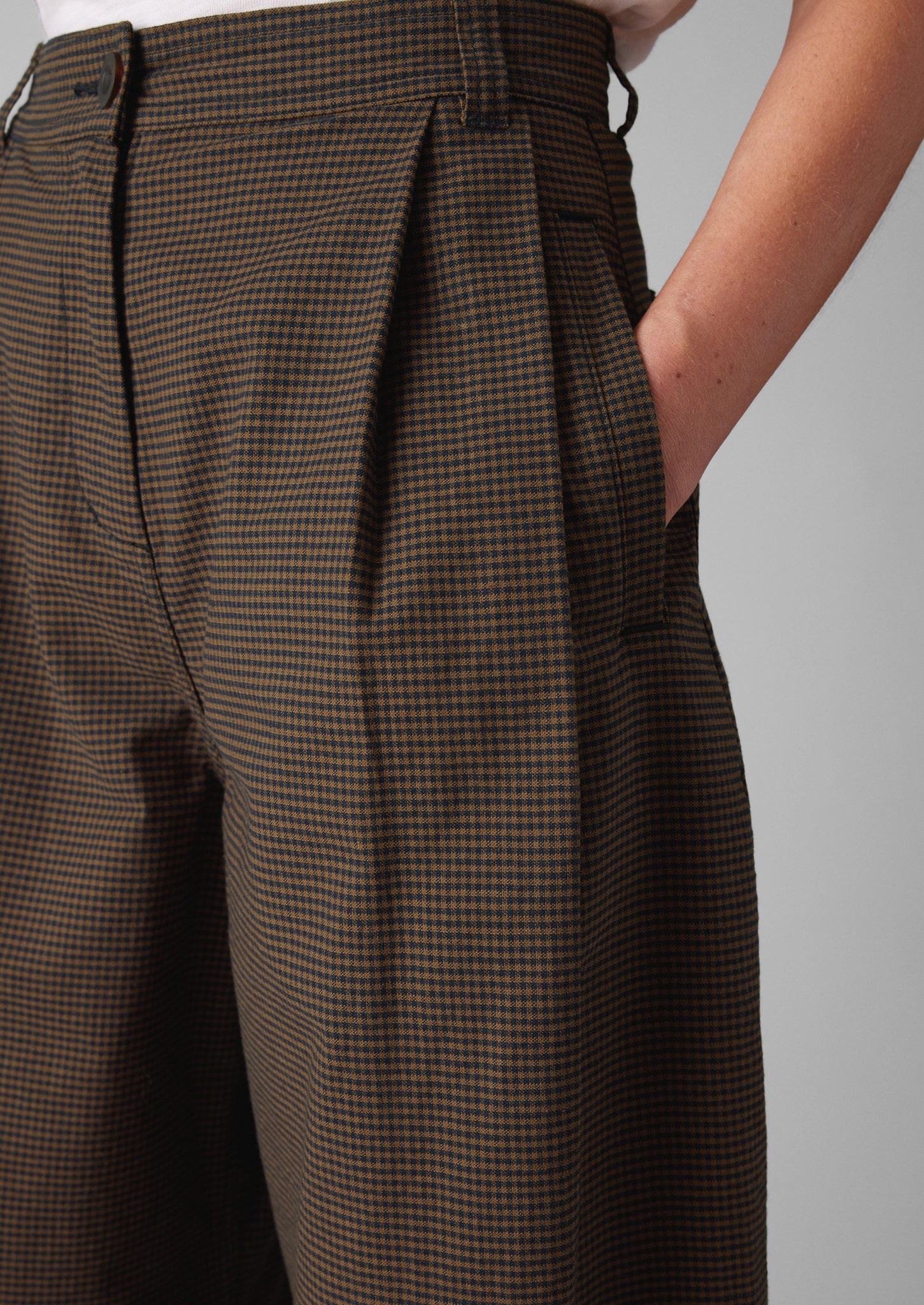 Birch Gingham Pleat Front Pants | Burnt Umber