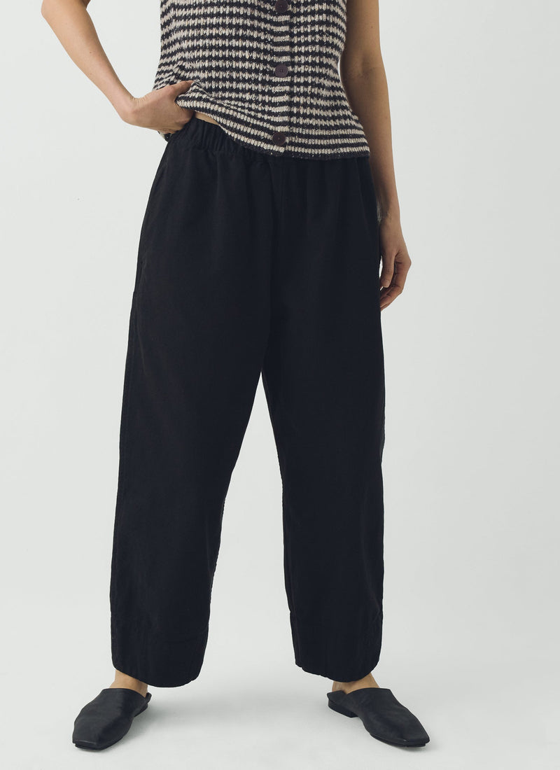 Sculpted Leg Brushed Cotton Canvas Pants | Black