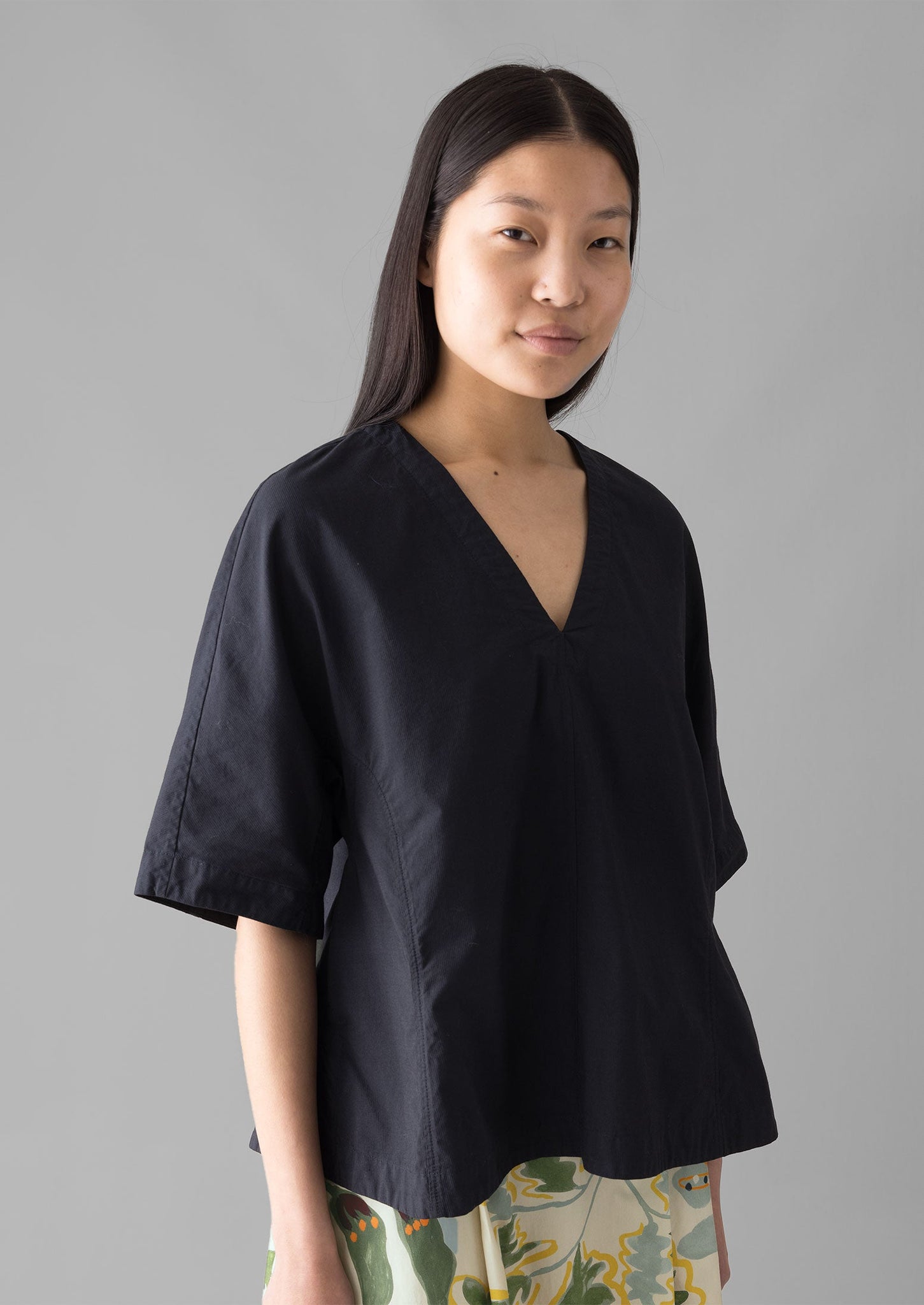 Textured Cotton Poplin V-Neck Top | Ink